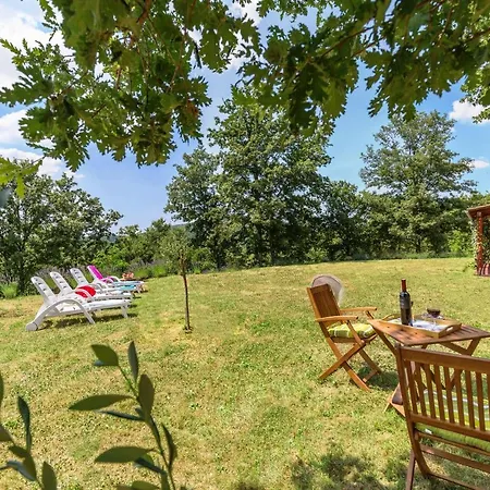 Holiday home Secluded Holiday House Forcici, Central Istria - Sredisnja Istra - 12233